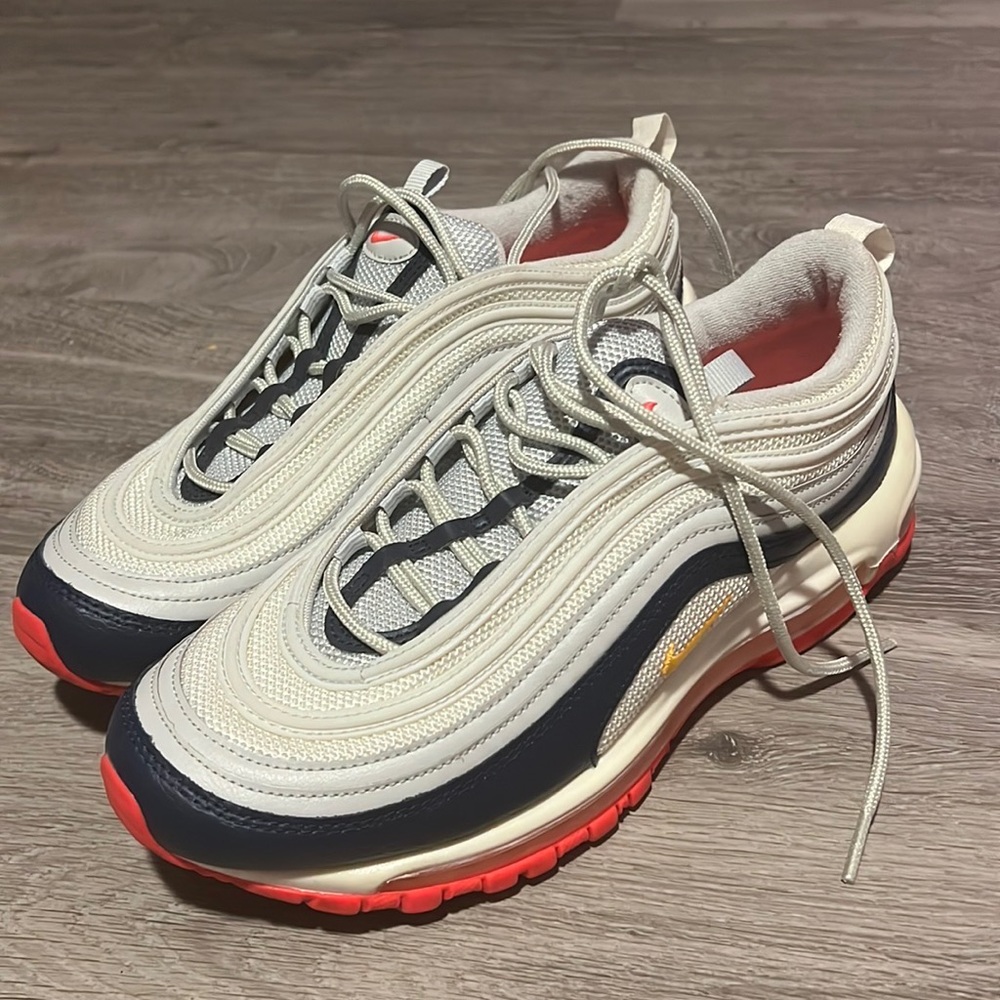Nike air max